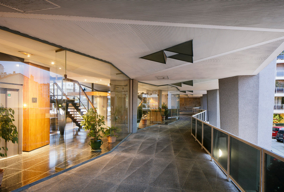 Studio - Prado/Rodocanachi Bt9