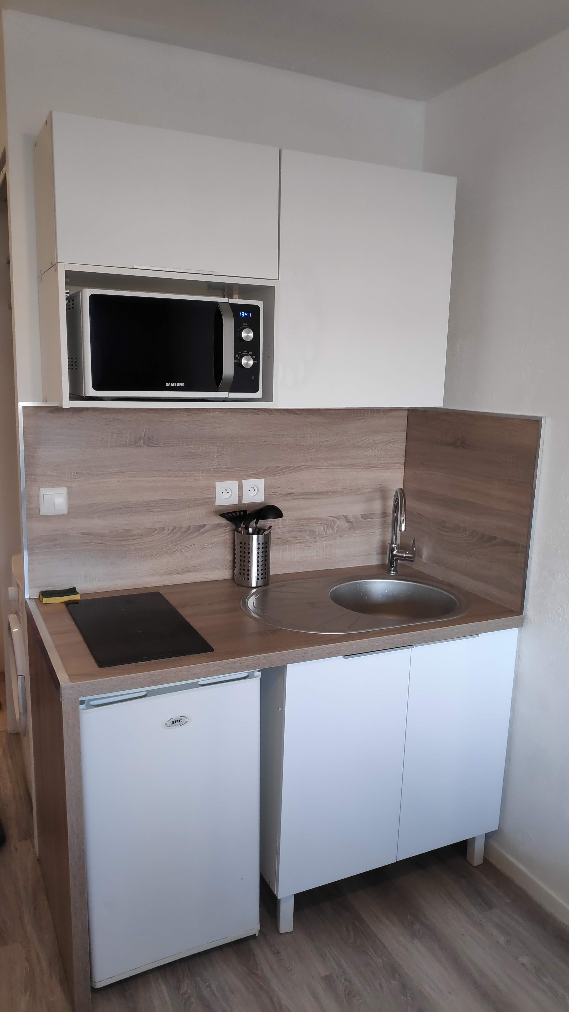 Studio - Prado/Rodocanachi Bt9